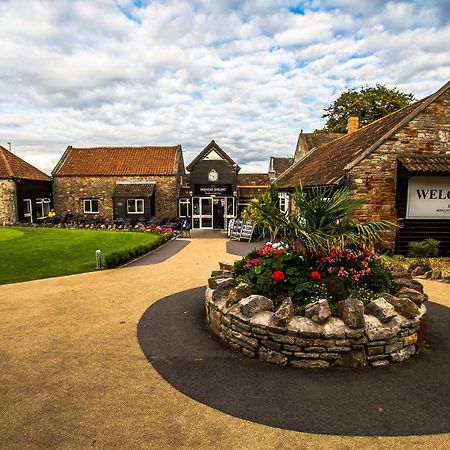 Mendip Spring Golf And Country Club Hostal Churchill  Exterior foto