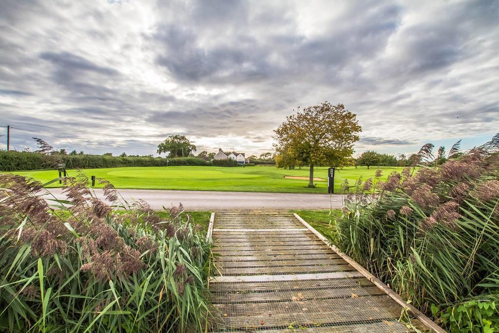 Mendip Spring Golf And Country Club Hostal Churchill  Exterior foto